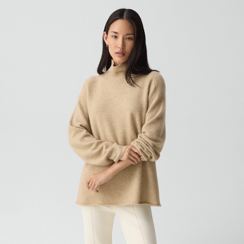 Turtleneck Sweater in Astor Wool