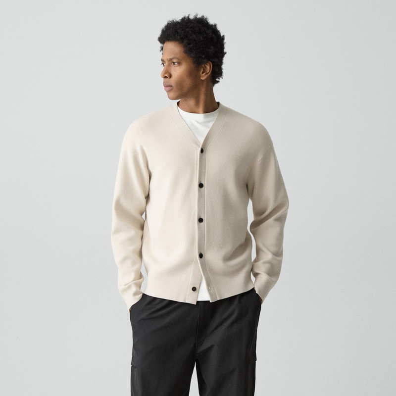 V-Neck Cardigan in Wool Bilen