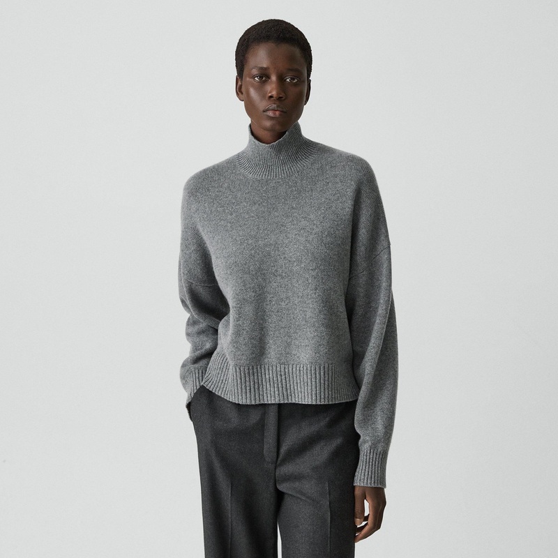 Cropped Turtleneck in Cashmere