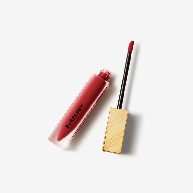 Burberry Kisses Liquid Matte  Burgundy No.102