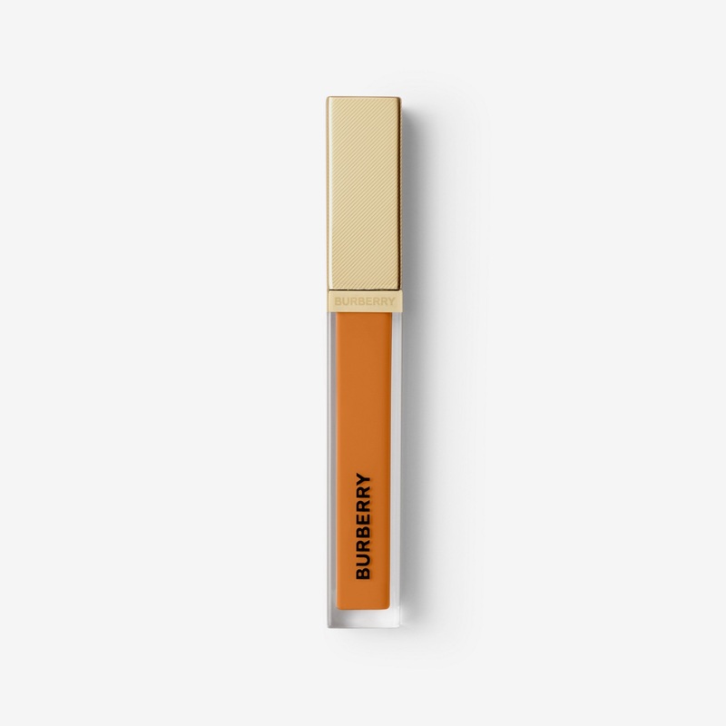 Beyond Wear Perfecting Concealer  120 Deep Neutral