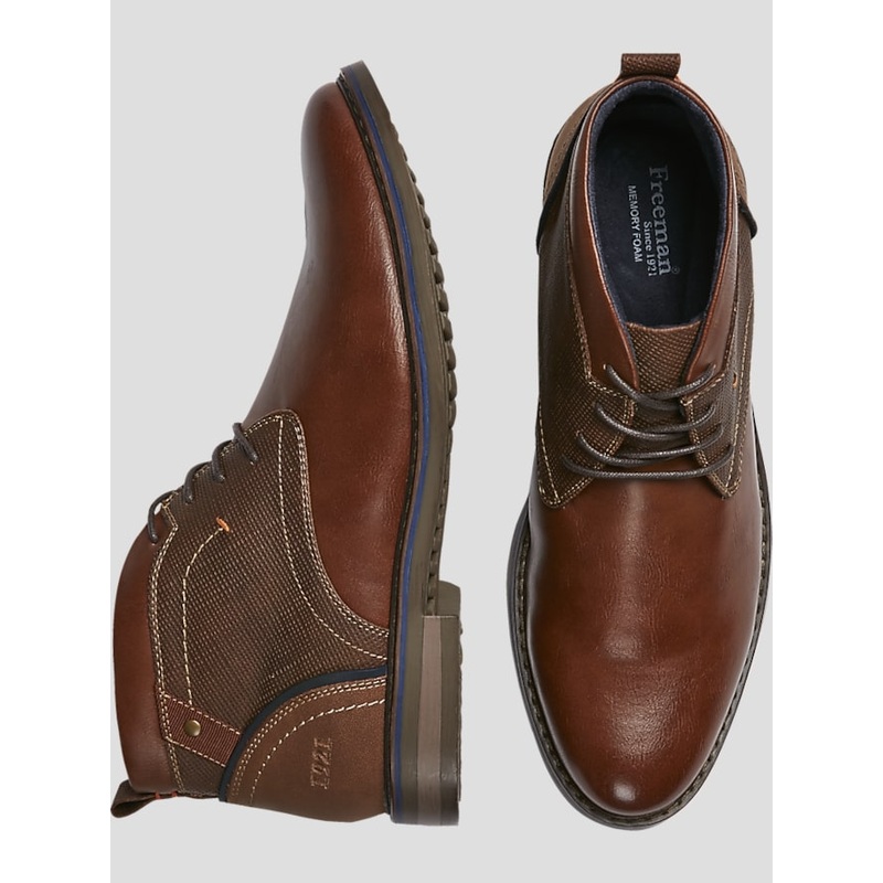 Brent Plain Toe Chukka Boots