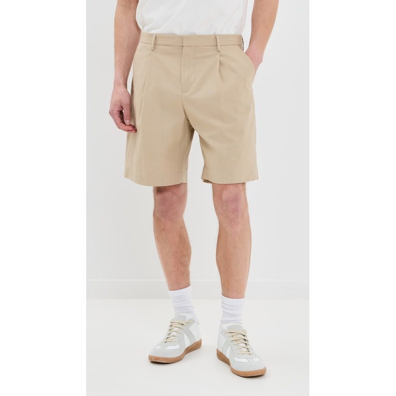 A.P.C. Crew Pleated Shorts 8″