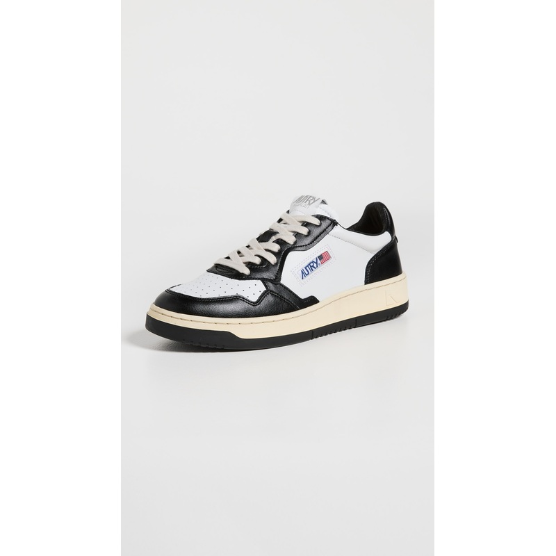Autry Medalist Low Top Sneakers