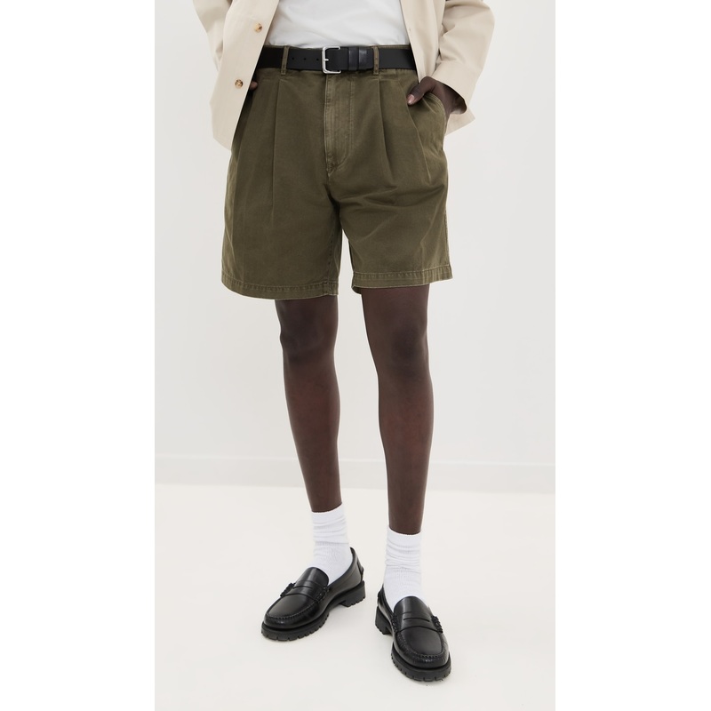 Alex Mill Standard Pleated Chino Shorts 7.75″