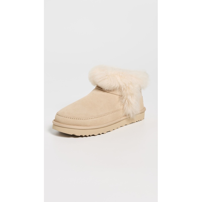 UGG Classic Ultra Mini Chalet Boots