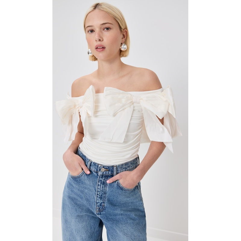 By Efrain Mogollon Lacitos Top