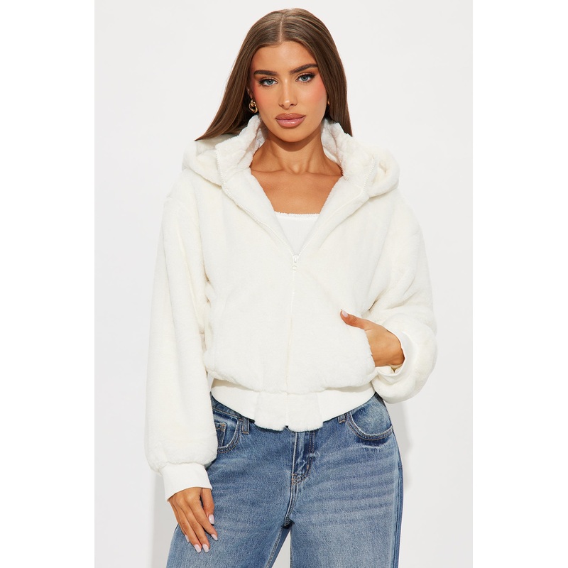 Warm Cuddles Faux Fur Jacket – White