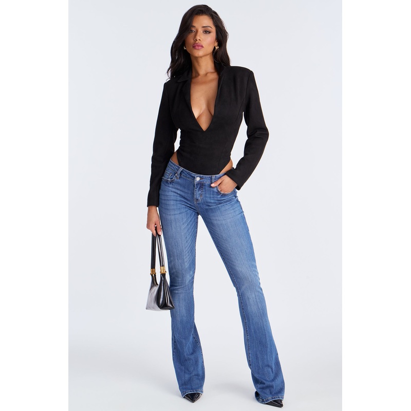 Tall Out Of My Way Low Rise Bootcut Jean – Medium Wash