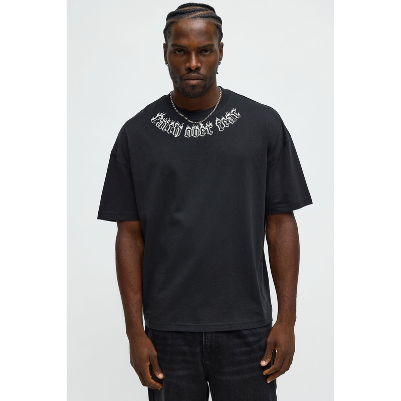 Fear Nothing Oversized Short Sleeve Tee – Black