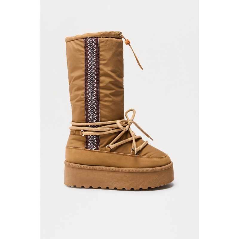 Ski Lift Lace Up Snow Boots – Camel