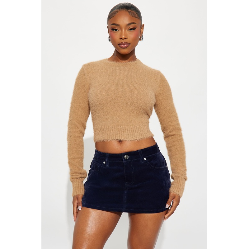 Alayna Crew Neck Fuzzy Sweater – Camel