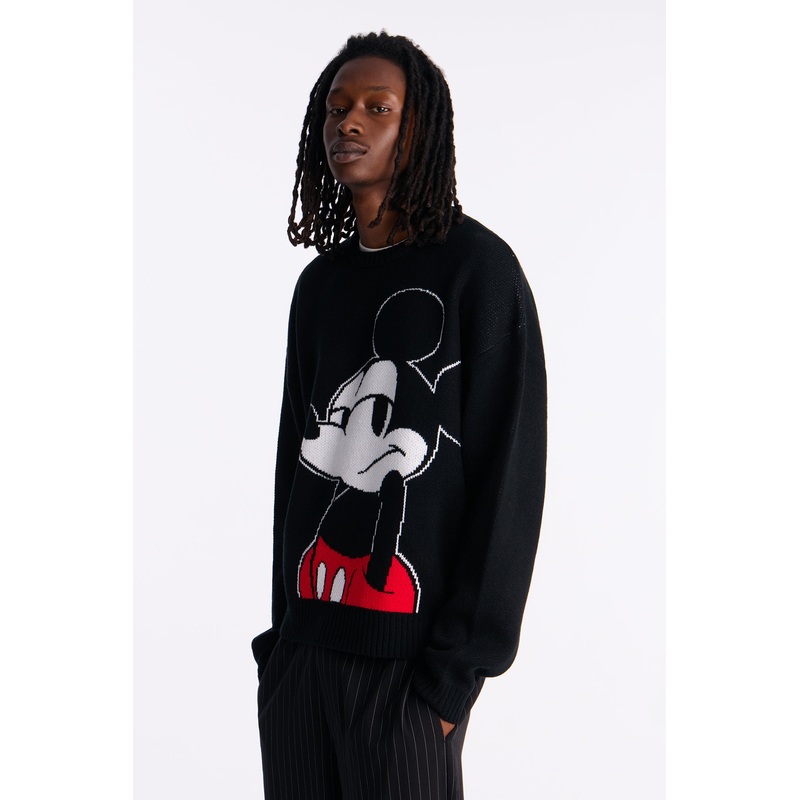 Disney Mickey Chill Mode Sweater – Black