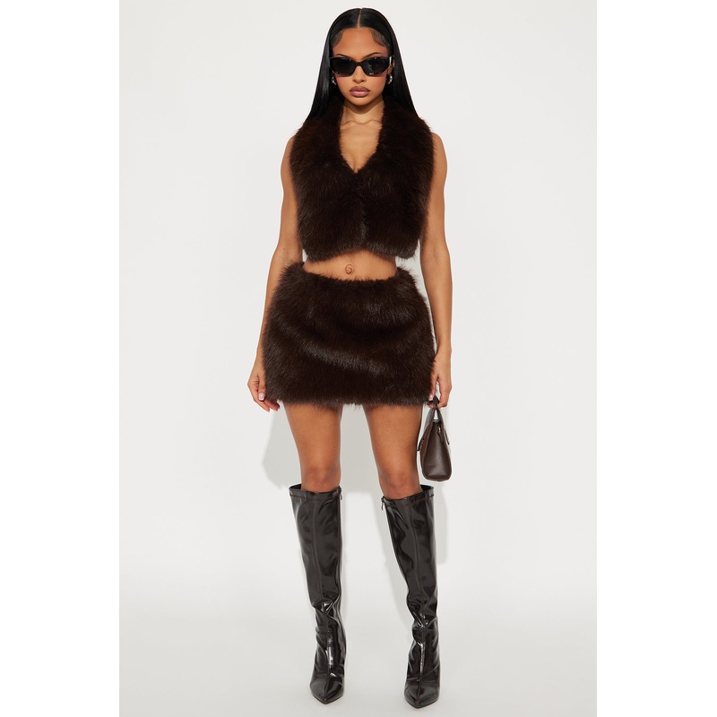 The Way You Feel Faux Fur Skirt Set – Chocolate