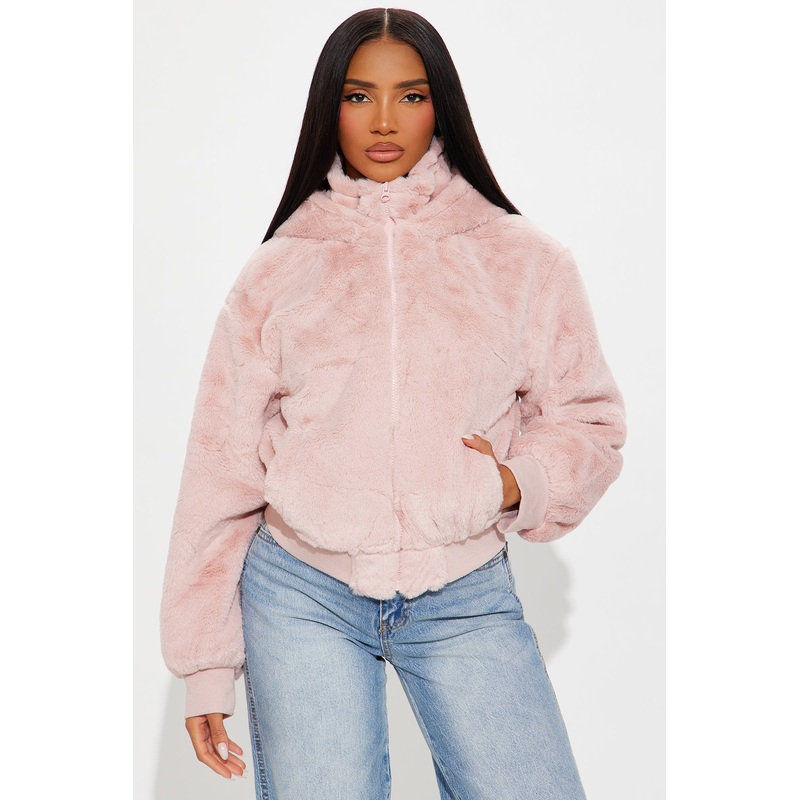 Warm Cuddles Faux Fur Jacket – Blush