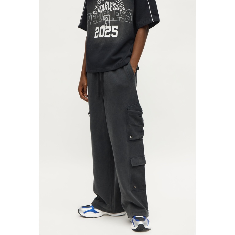Baggy Eyelet Cargo Washed Sweatpants – Black Wash