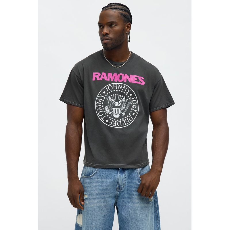 Ramones Rocket To Russia Album Oversized Short Sleeve Tee – Black Wash