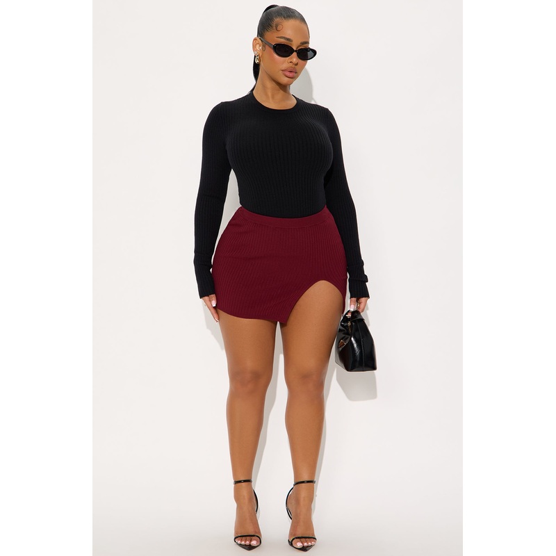 Stella Slit Mini Skirt – Burgundy