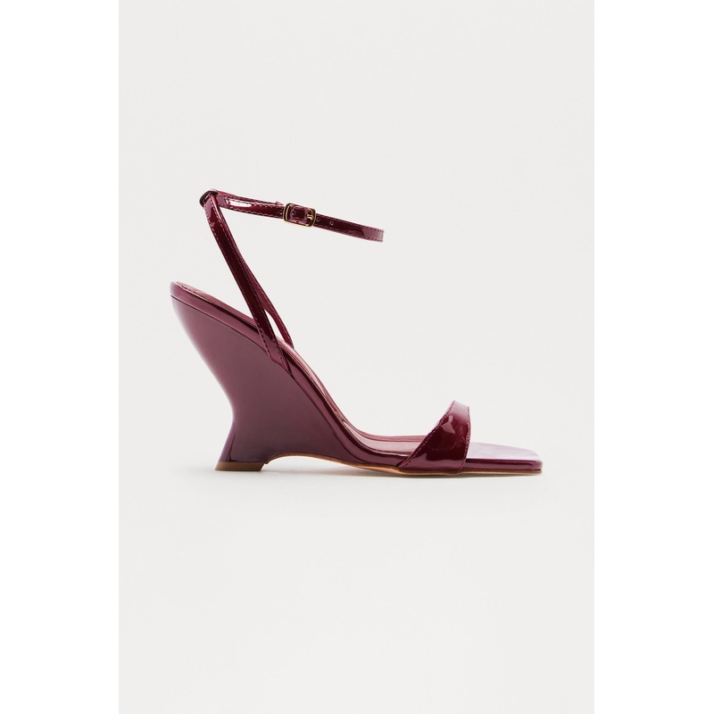 Alia Ankle Strap Wedges – Burgundy