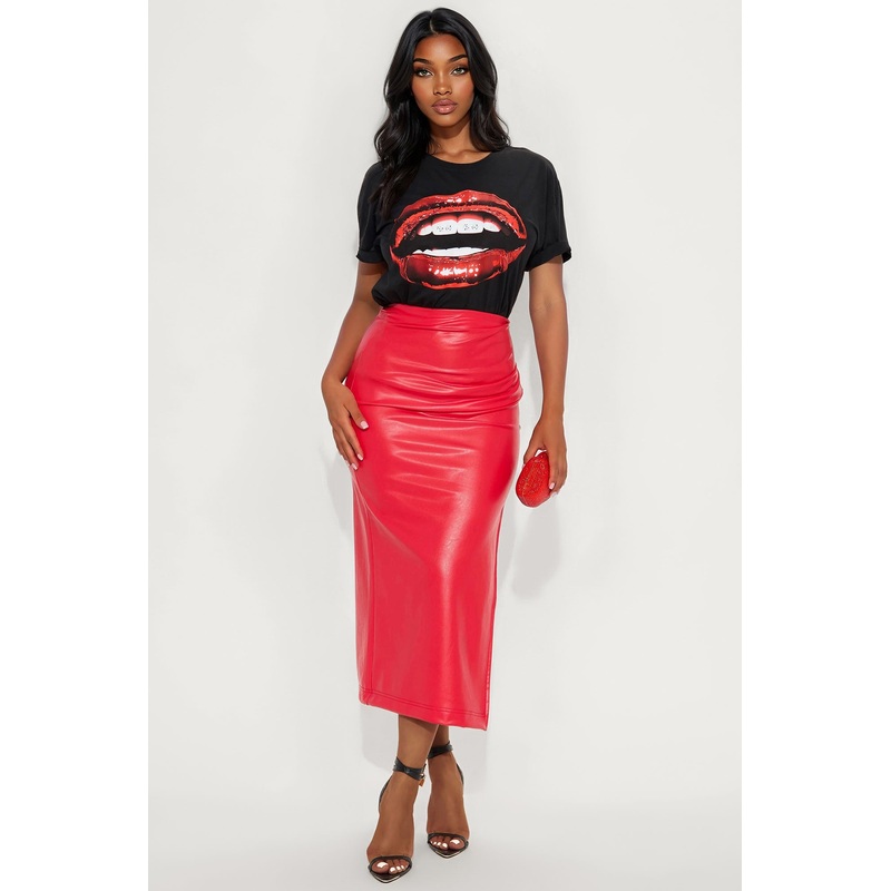 By The Corner Faux Leather Midi Skirt – Red