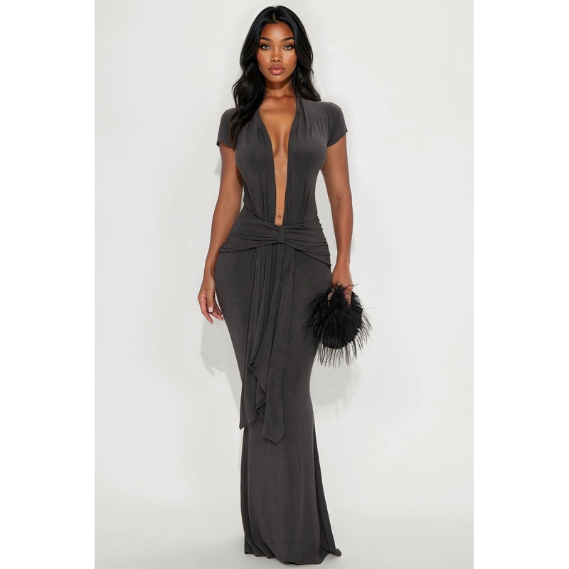 Vividly Sharp Maxi Dress – Charcoal