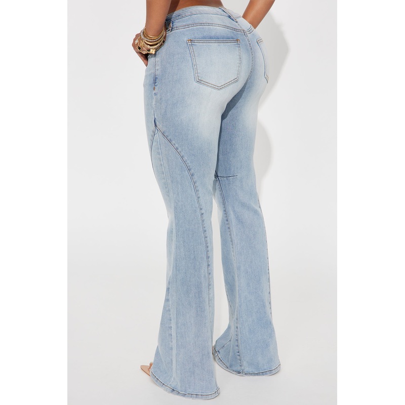 Raleigh Mid Rise Flare Jeans – Light Wash