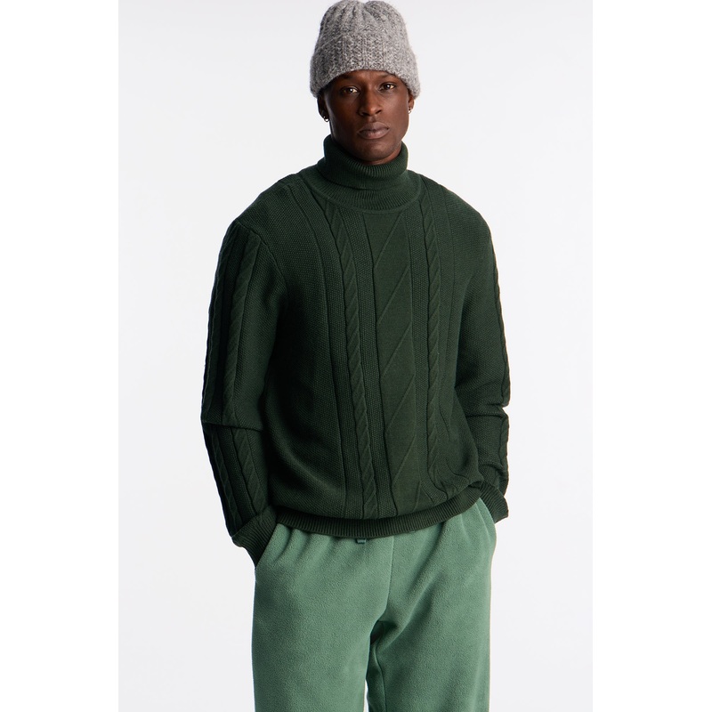 Twist Up Turtle Neck – Olive