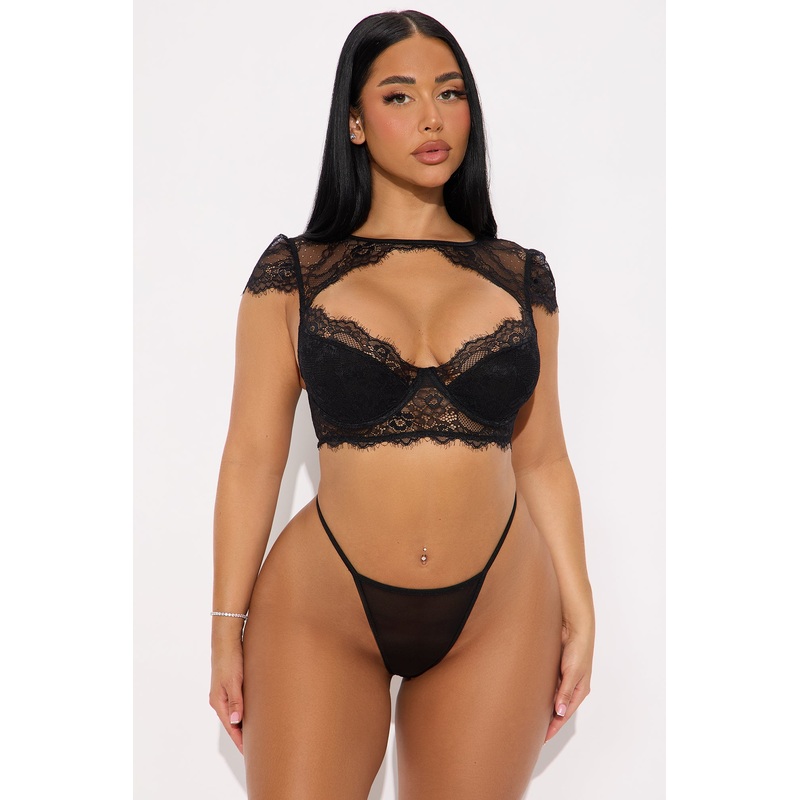 A Touch Of Elegance Lace 2 Piece Set – Black