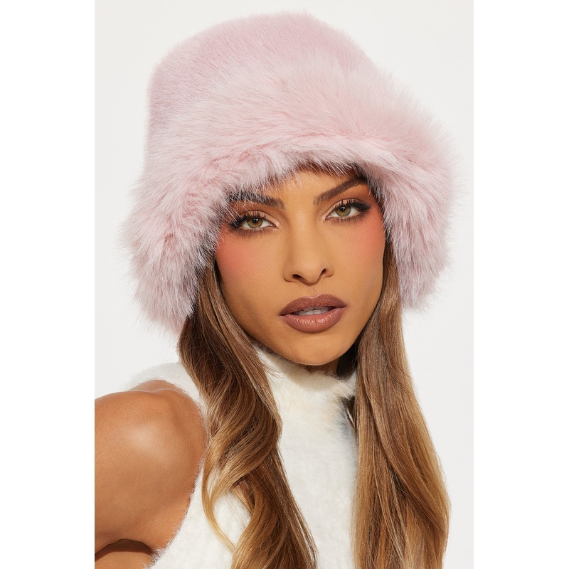 Winter Wonderland Faux Fur Bucket Hat – Pink