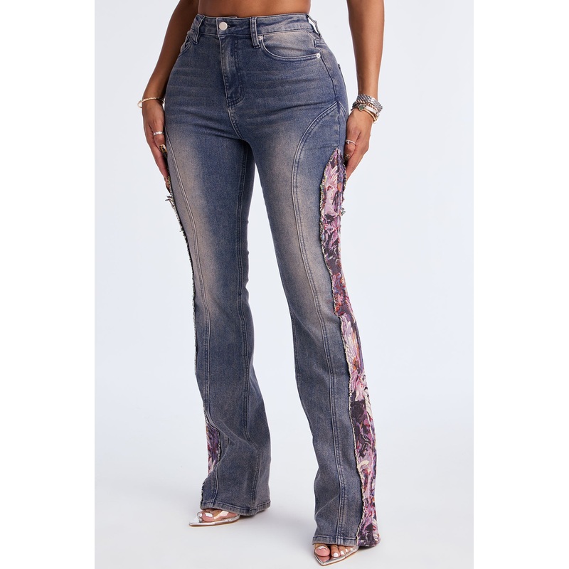 Amari Floral Stretch Bootcut Jeans – Purple/combo