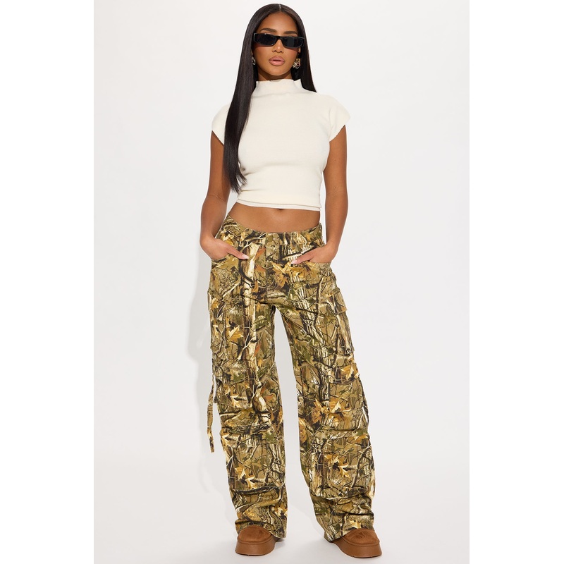 Cant Compete Wide Leg Camo Cargo Pants – Tan