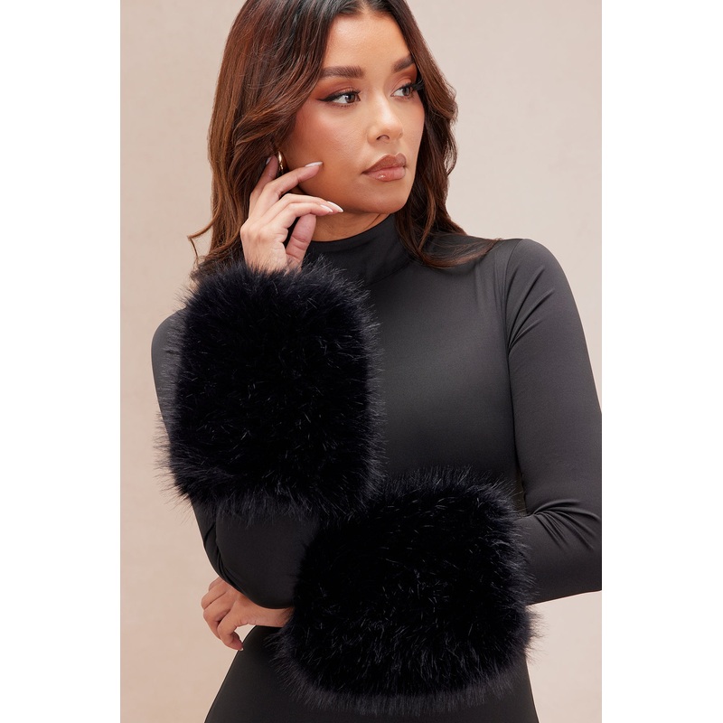 Zaria Faux Fur Cuffs – Black