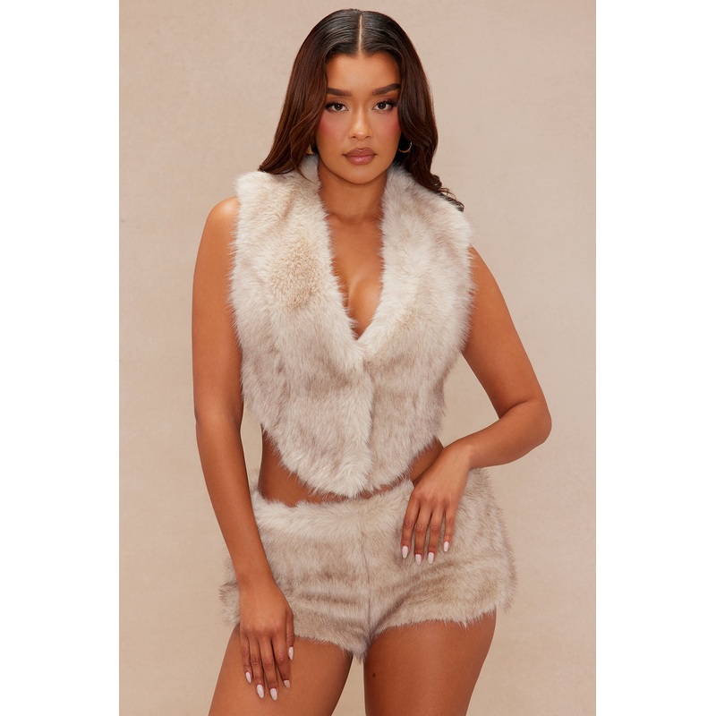 Wild Ones Backless Faux Fur Short Set – Light Taupe
