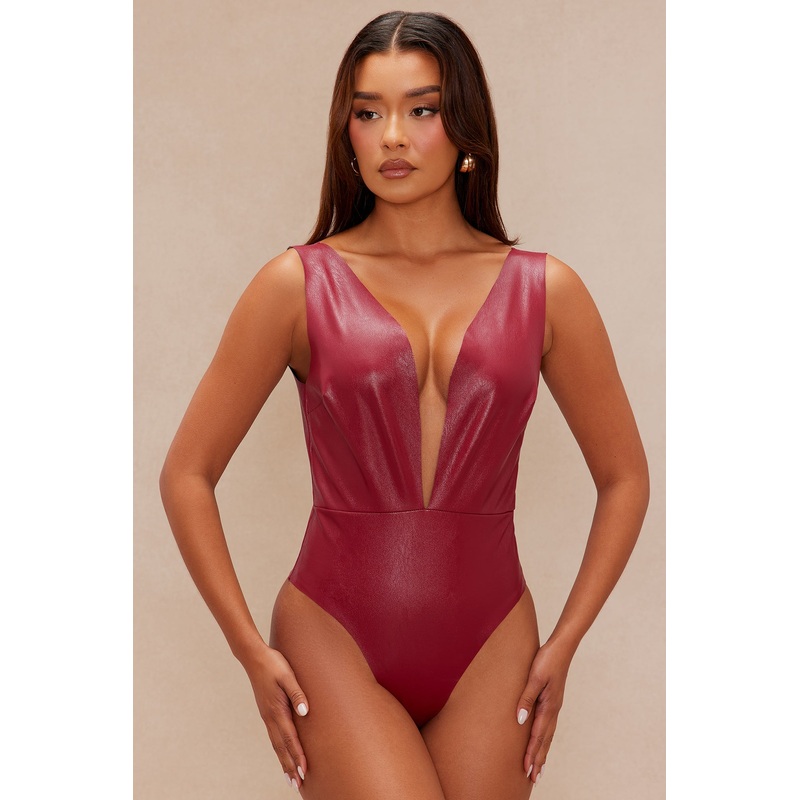Zora Faux Leather Bodysuit – Burgundy