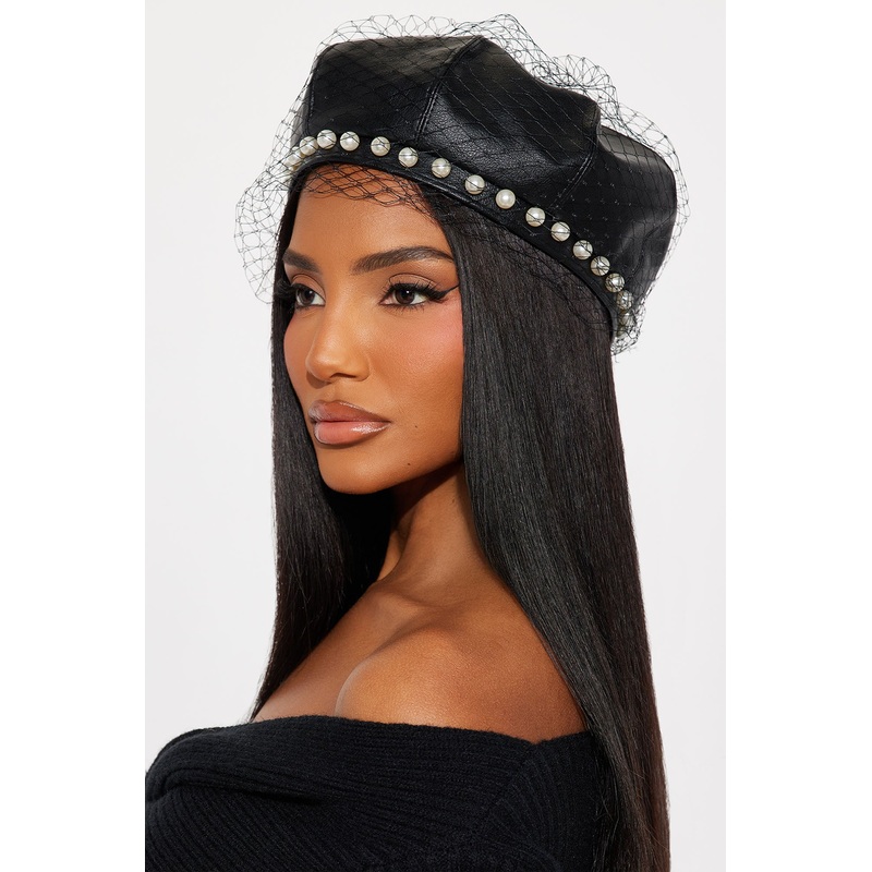 Beauty Everywhere Beret – Black