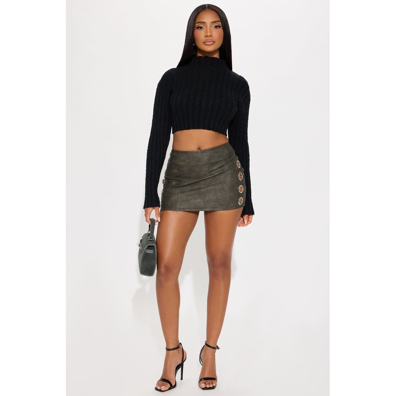 Up To No Good Grommet Faux Leather Mini Skirt – Charcoal