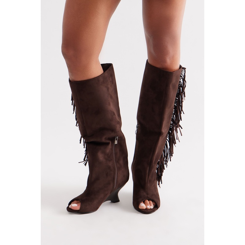 Wallace Tassel Wedge Boots – Chocolate
