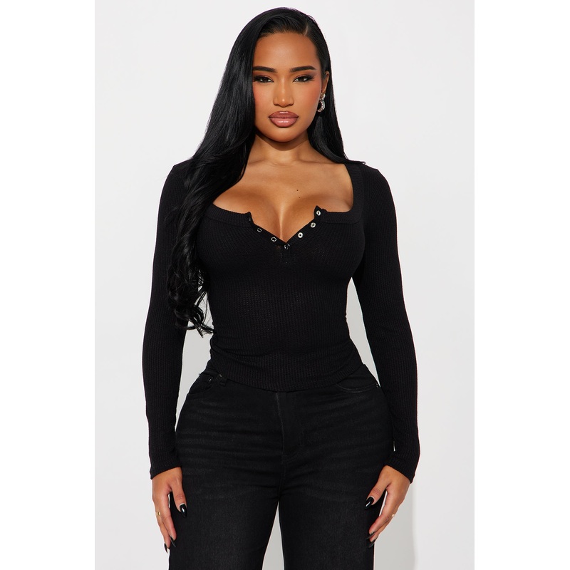 Serena Henley Ribbed Basic Top – Black