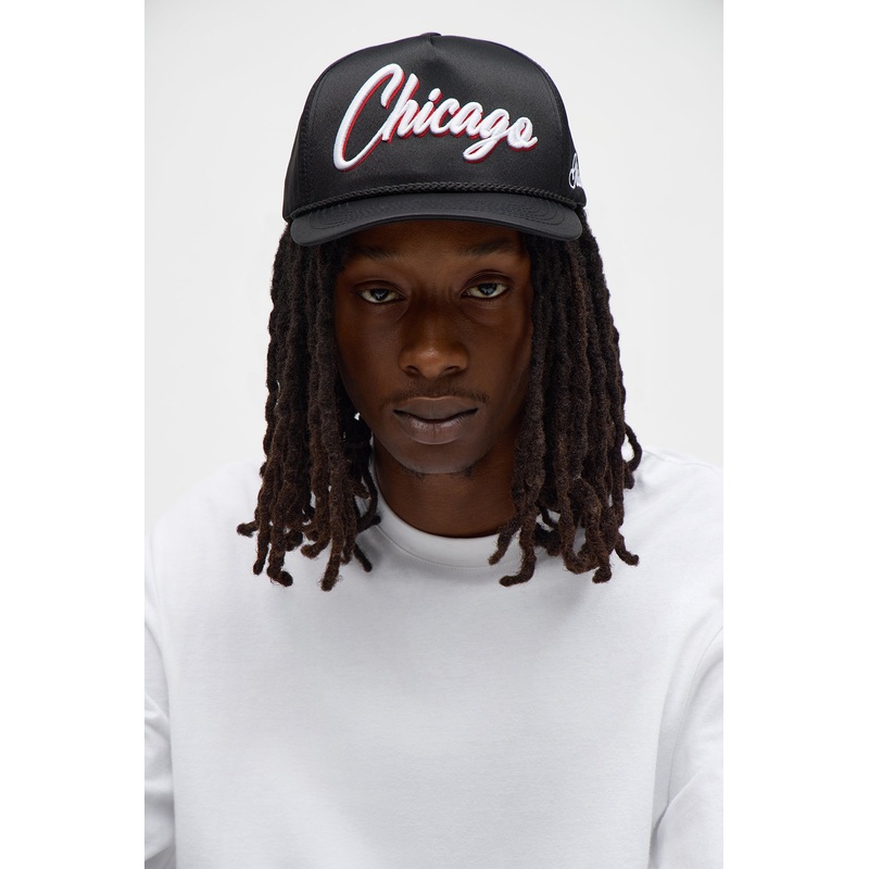 Chicago IL Satin Structured Snapback Hat – Black