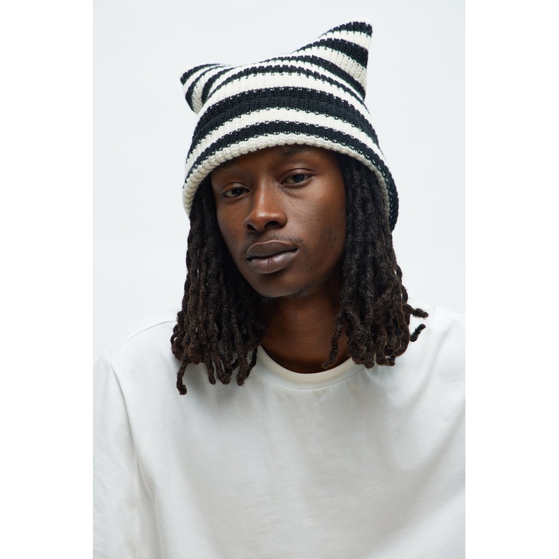 Box Top Striped Rib Knit Cuffed Beanie – Black/White