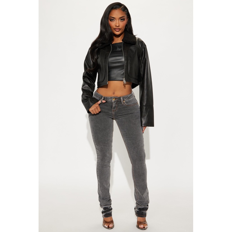 Scotlyn Stacked Slim Straight Leg Jeans – Grey