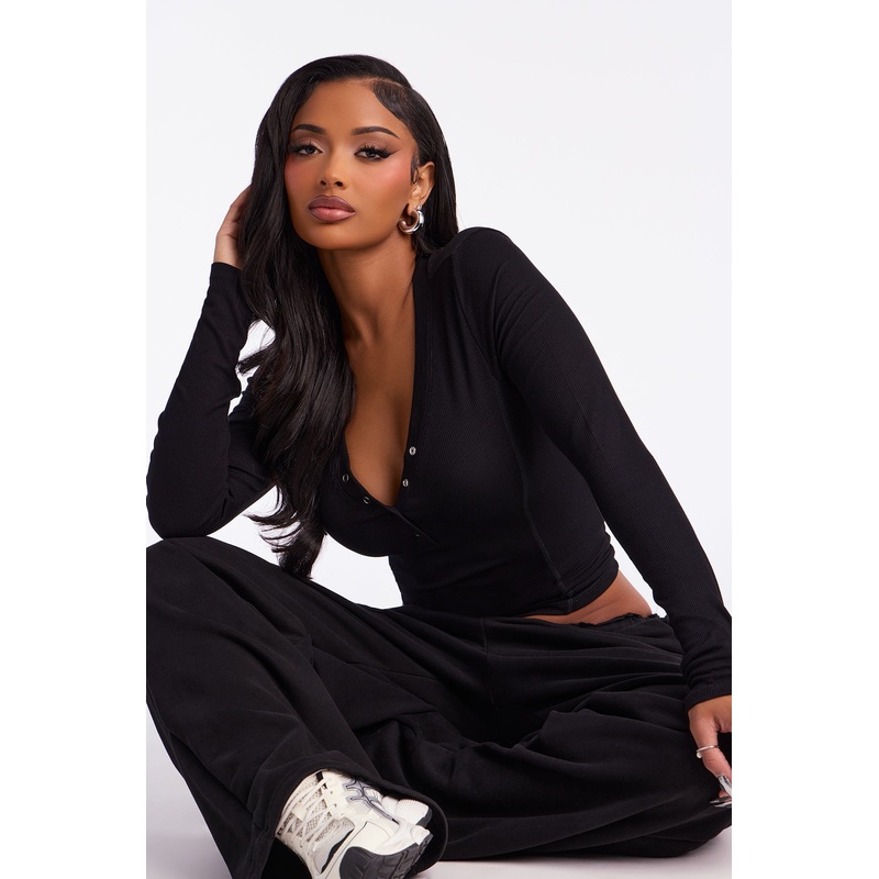 Mina Henley Long Sleeve Top – Black