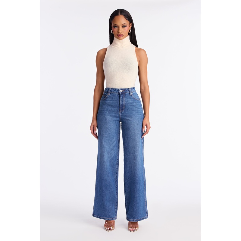 Blissful Blues Curvy Wide Leg Jeans – Medium Wash