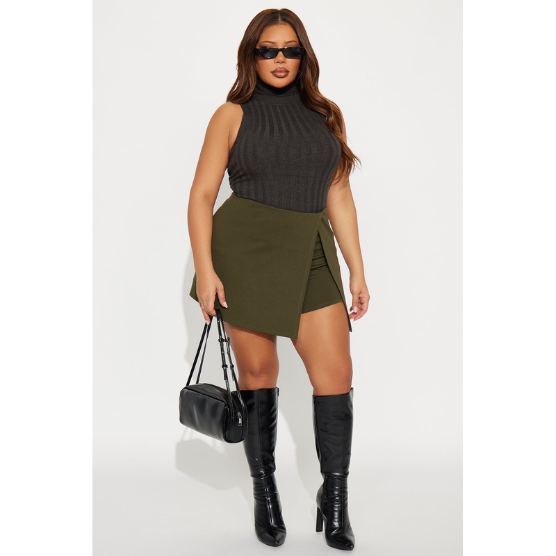 Day To Night Slit Skort – Olive