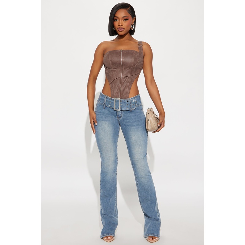 Brittany Belted Low Rise Bootcut Jeans – Medium Wash