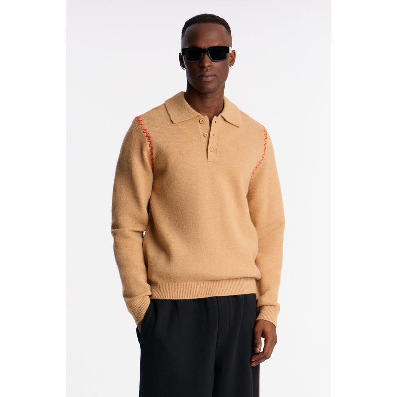 Crispin Contrast Stitch Sweater Polo – Tan