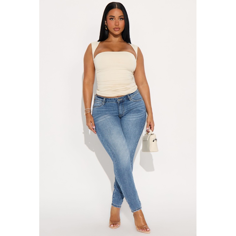 Taking Form Low Rise Skinny Jeans – Medium Wash