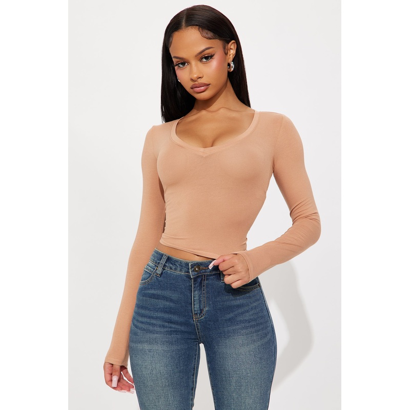 Dawn V Neck Basic Top – Nude