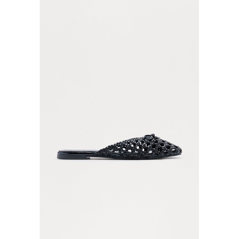 Tamia Bow Crochet Flats – Black